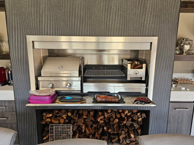 1Pyro_Wood_Gas_Combo_Braai_PP_SSsq.jpg